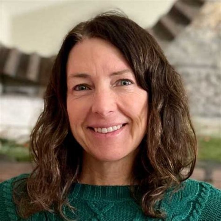 Sarah Conneely – Burlingame, CA