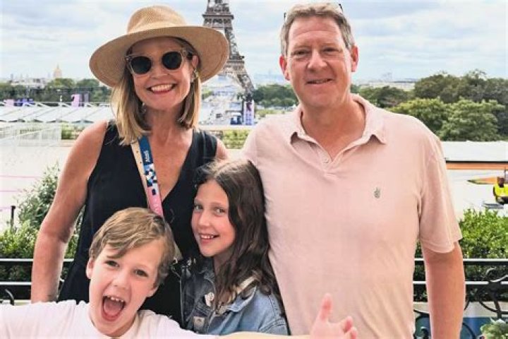 Savannah Guthrie’s Net Worth, Age, Height, Weight, Husband, Kids, Bio-Wiki