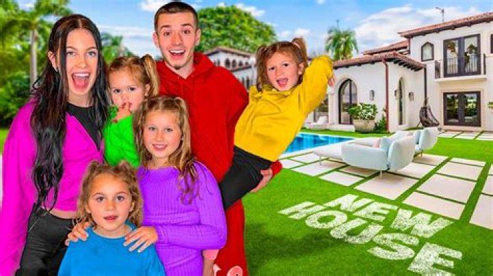 Shane Dawson Bio, age, height, nationality, family, net worth, YouTube