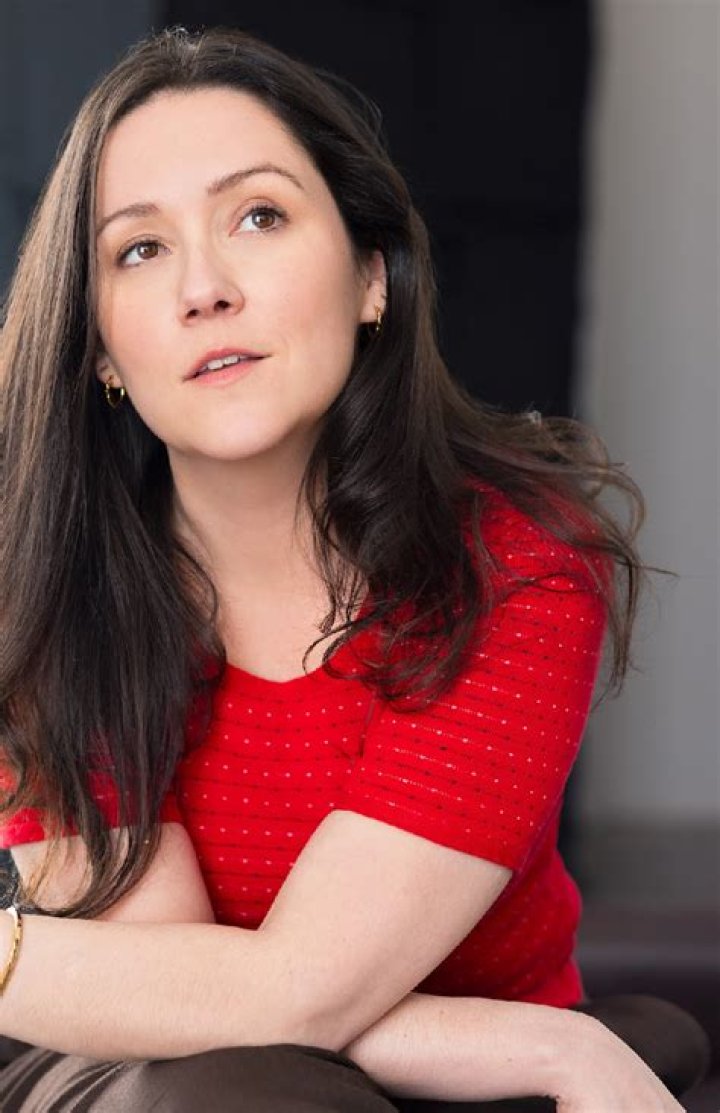 Shannon Woodward Body Measurements Height Weight Age Facts Family