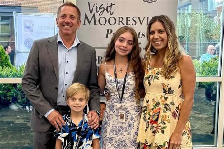 Shawn Stutman Campanella of New York died from cancer, Family mourns her death