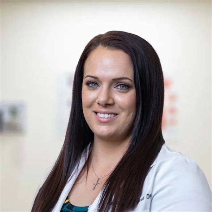 Shawna Gudalis – Cleveland, OH