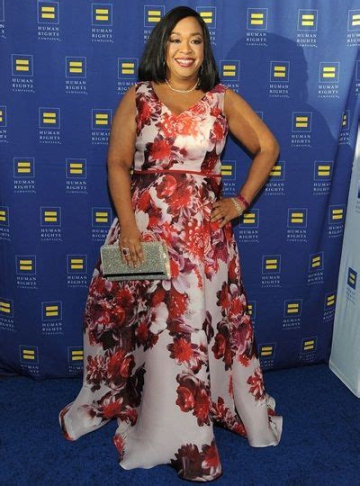 Shonda Rhimes Height Weight Shoe Size Measurements Vital Statistics