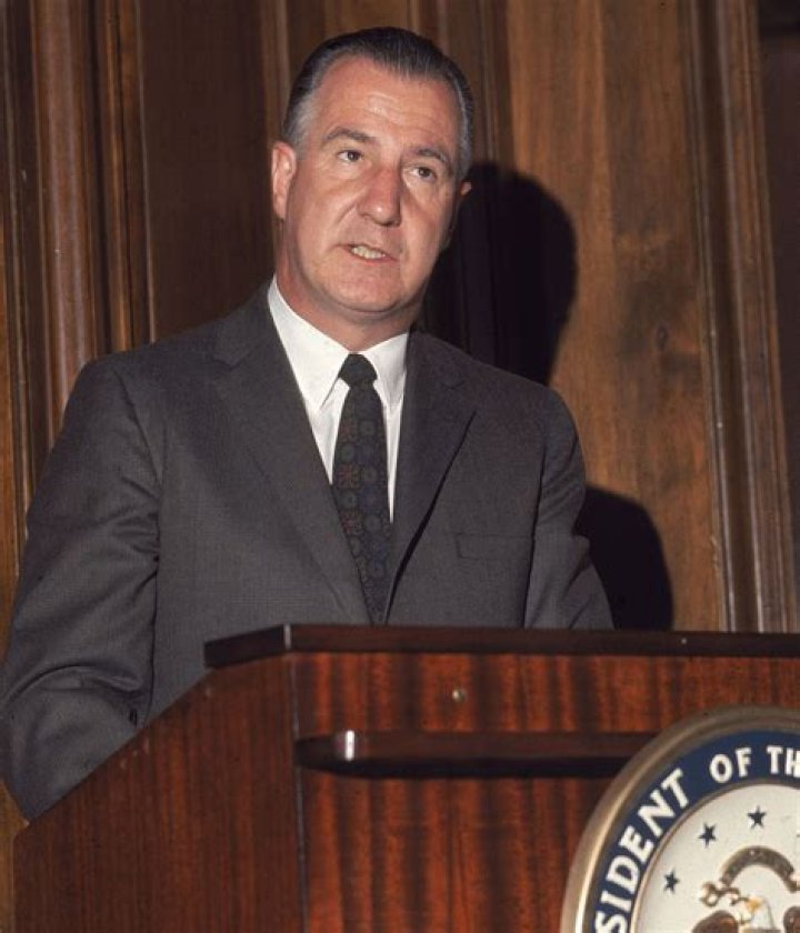 Spiro Agnew Biography - Facts, Childhood, Family Life & Achievements