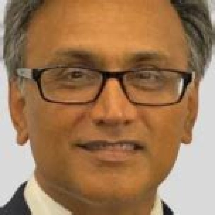 Dr. Srinath Kamineni, MD – Lexington, KY