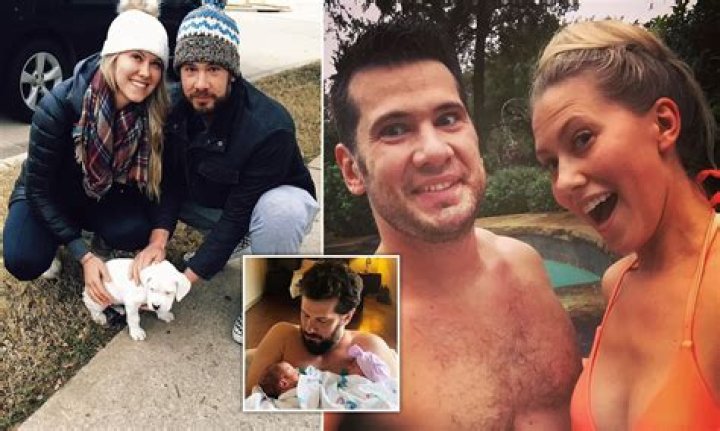 Steven Crowder: Wife, net worth, tattoos, smoking & body facts