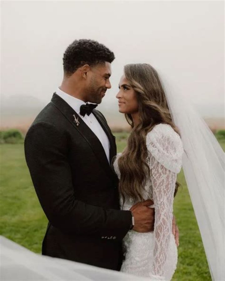 Sydney McLaughlin and Andre Levrone Jr. wedding photos