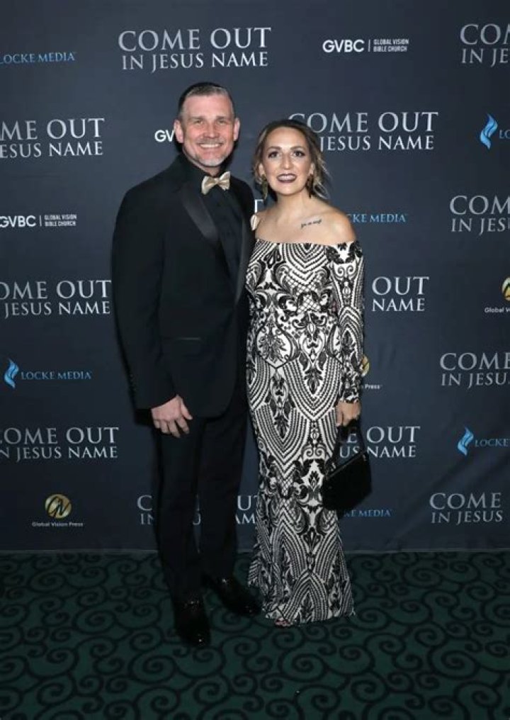 Taisha Locke Wikipedia: Pastor Greg Locke Wife Age and Net Worth