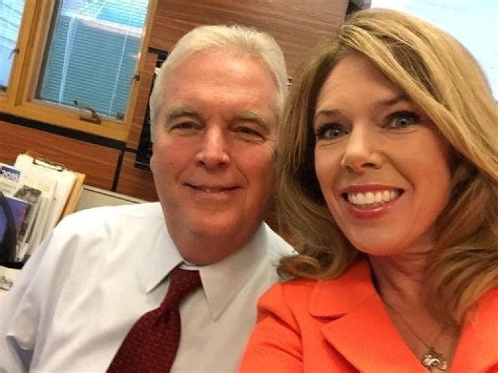 Terri Deboer Bio, Wikipedia, Age, Weight, Education, Family, Husband, WOOD-TV, Salary and Net Worth.