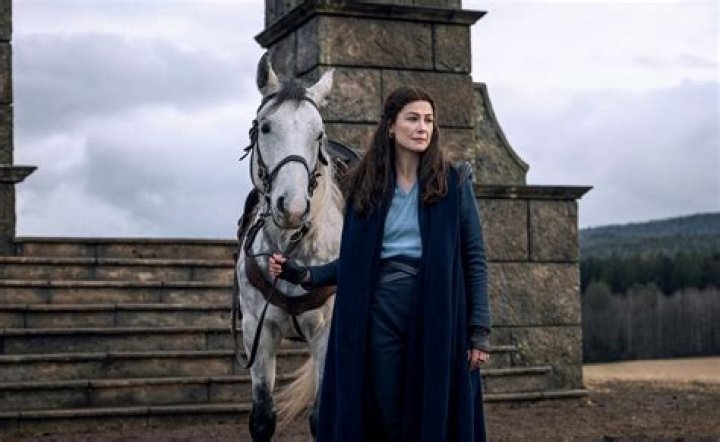 ‘The Wheel of Time’ star Rosamund Pike to continue narrating the audiobooks