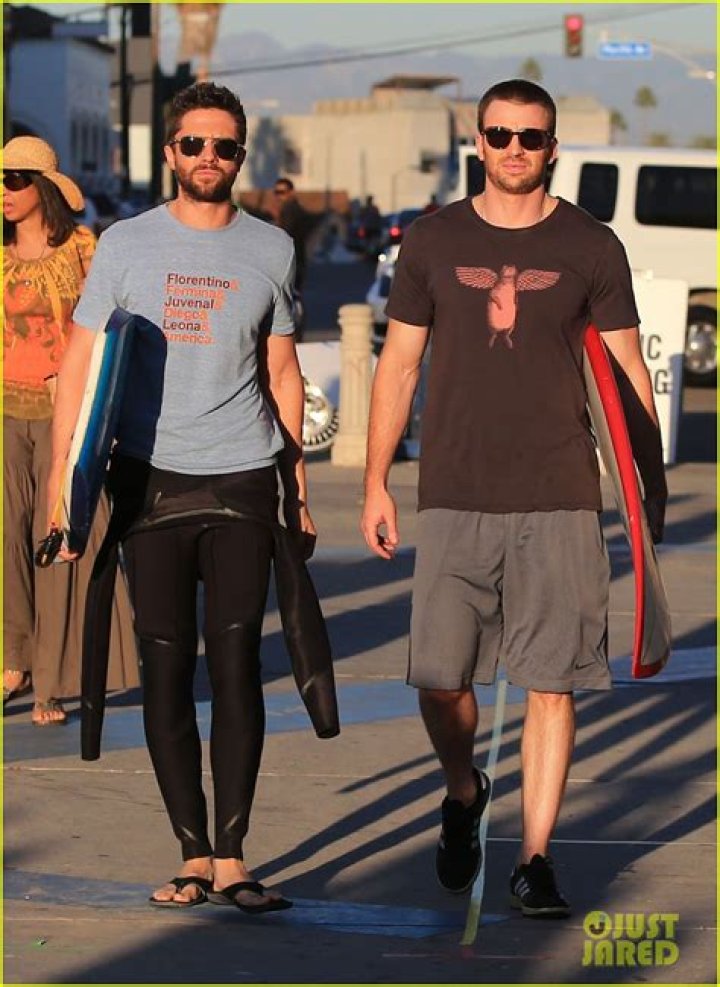 Topher Grace – Height, Weight, Measurements & Bio