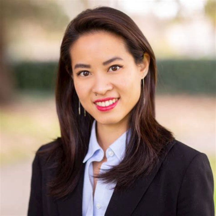 Dr. Viola Chen, MD – Nashville, TN