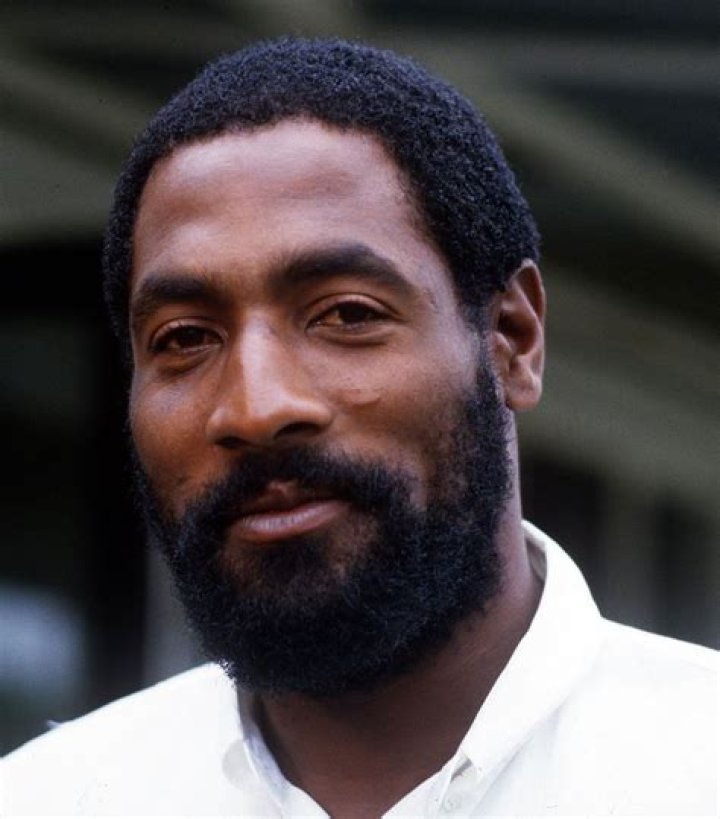 Viv Richards Biography - Facts, Childhood, Family Life & Achievements