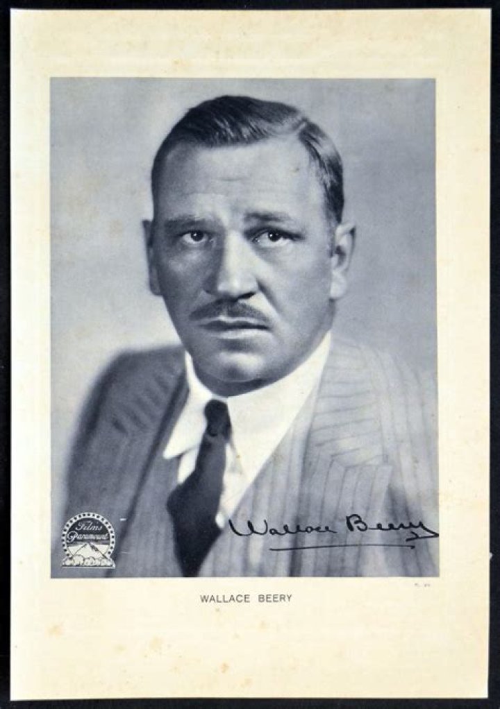Wallace Beery Biography - Childhood, Life Achievements & Timeline