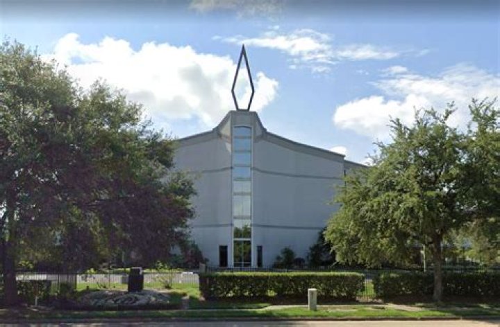 What Happened To The Old Lakewood Church Building? – Celebrity