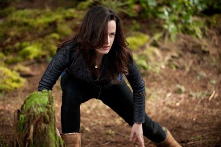 What Is Esme’S Power In Twilight? – Celebrity