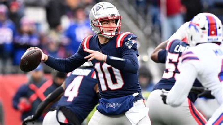 What Is Mac Jones Net Worth? How Rich Is Quarterback For the New England Patriots?