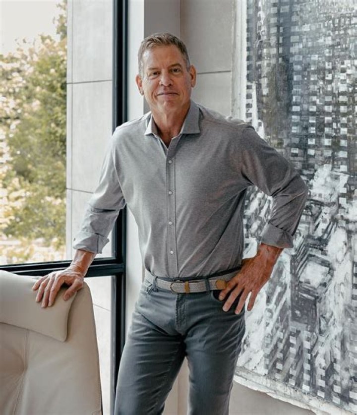 What is Troy Aikmans net worth?