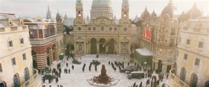 Where did Gianni Calchetti go to college and high school? Did Gianni Calchetti go to film school?