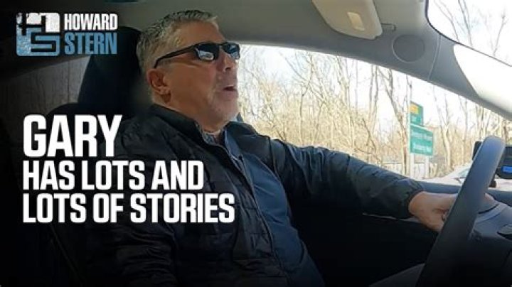 Where does gary soto live now