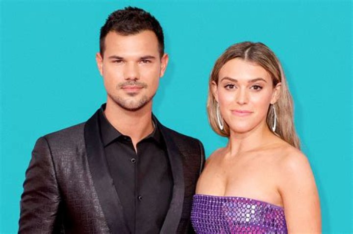 Who Are Taylor Dome Parents? Birthday & Age – Taylor Lautner Partner