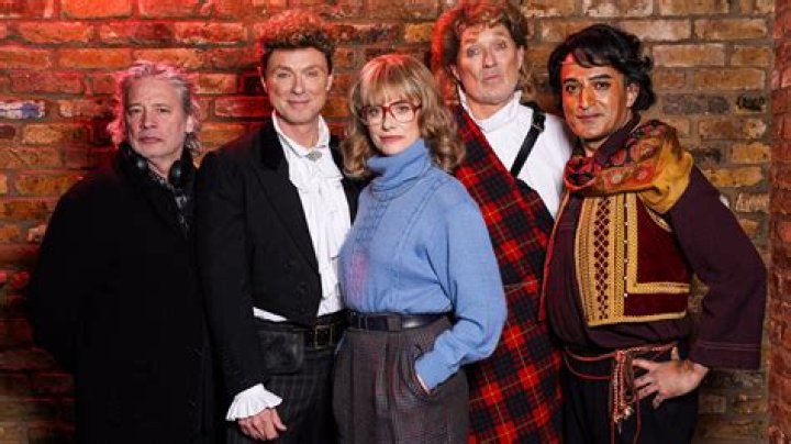 Who are the parents of Martin and Gary Kemps?