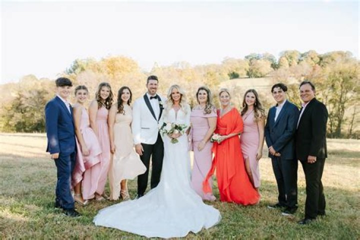 Who Are Tomi Lahren Parents? Details To Know About Her Dad And Mom