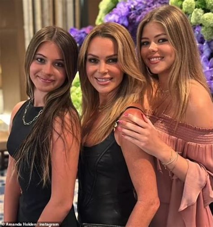 Who is Amanda Holden’s estranged father Frank Holden?