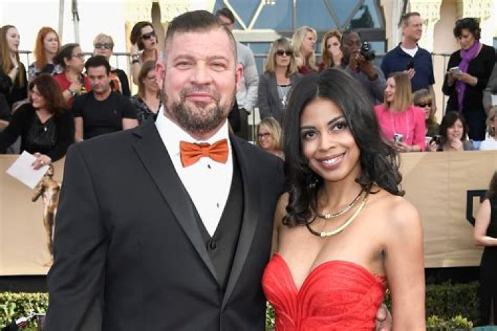 Who is Brad William Henke ex-wife Katelin Chesna Henke?