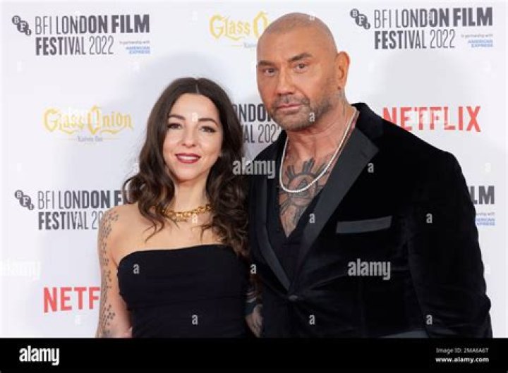 Who is Dave Bautista wife Glenda Bautista?