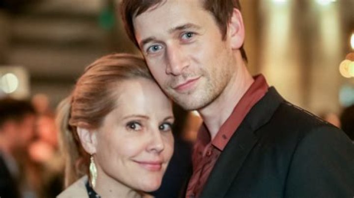 Who is Emma Caulfield husband Cornelius Grobbelaar?