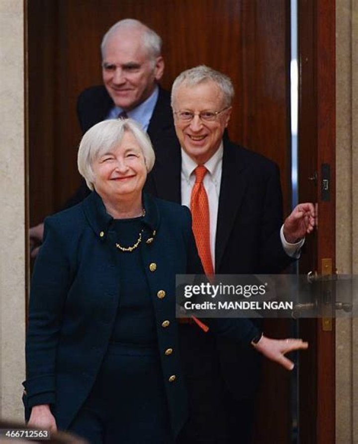 Who is George Akerlof, husband of Janet Yellen?