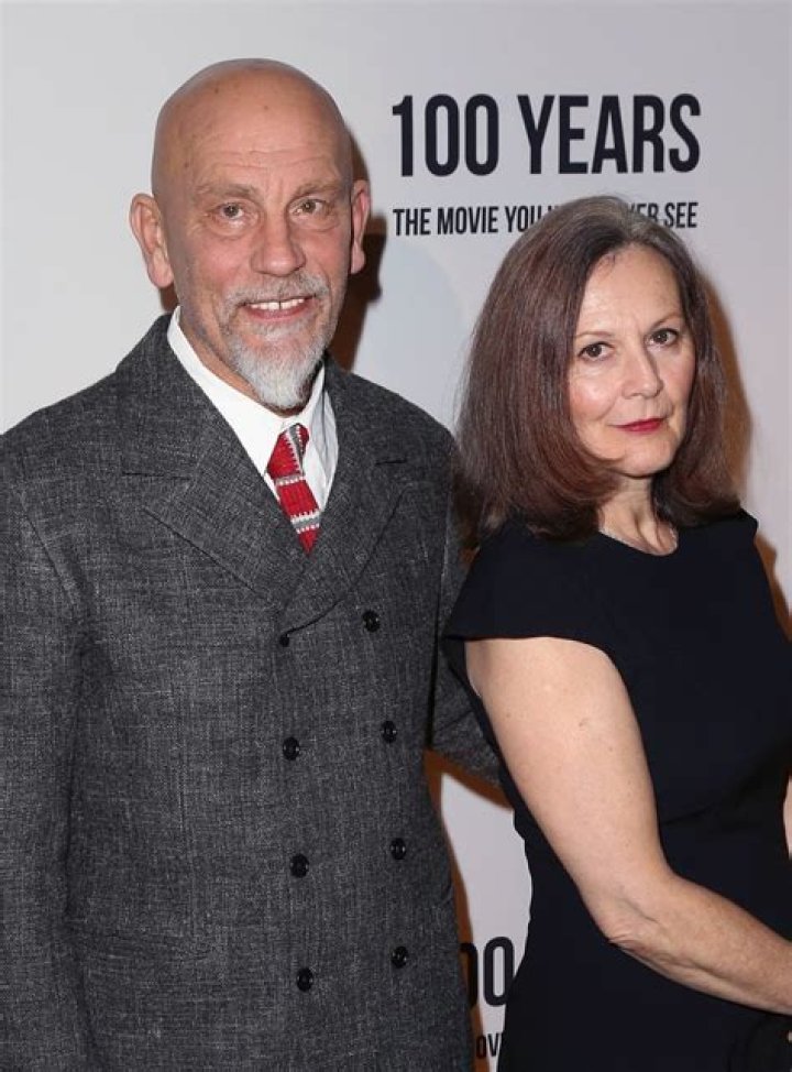 Who Is Glenne Headly John Malkovich First Wife And Meet His Partner Nicoletta Peyran