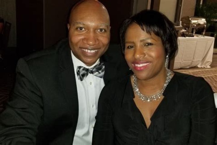 Who is Noah Lyles father Kevin Lyles? Bio, age, nationality, wife, children, career, net worth