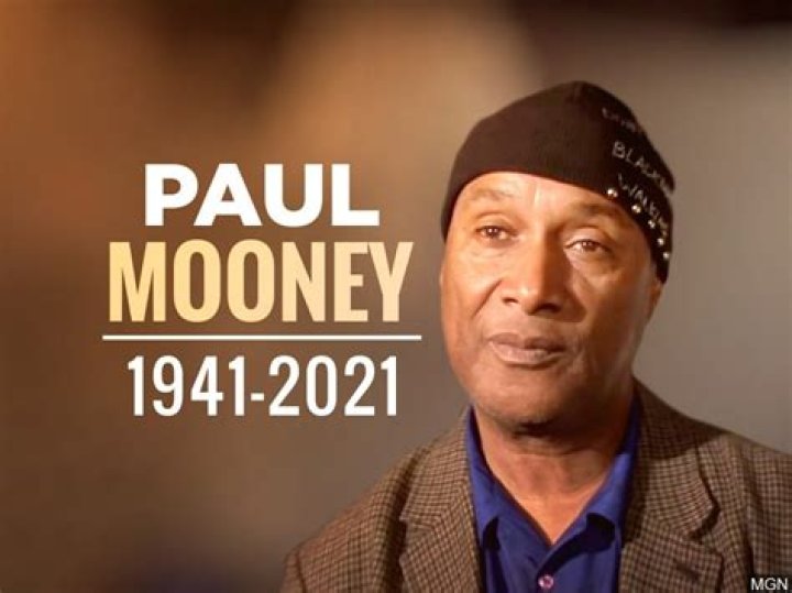 Who Is Paul Mooney Son Dwayne Mooney? Everything On His Age, Net Worth And More