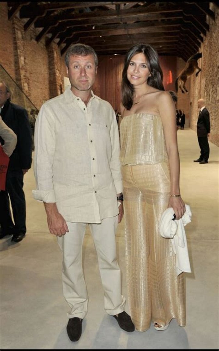 Who is Roman Abramovich third wife Dasha Zhukova?