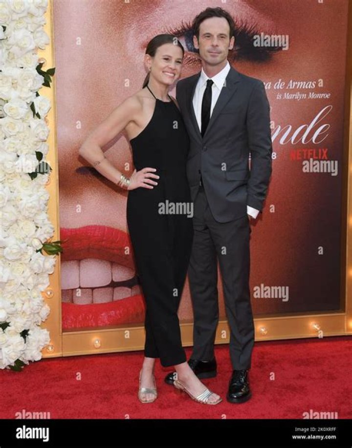 Who is Scoot McNairy wife Whitney Able?