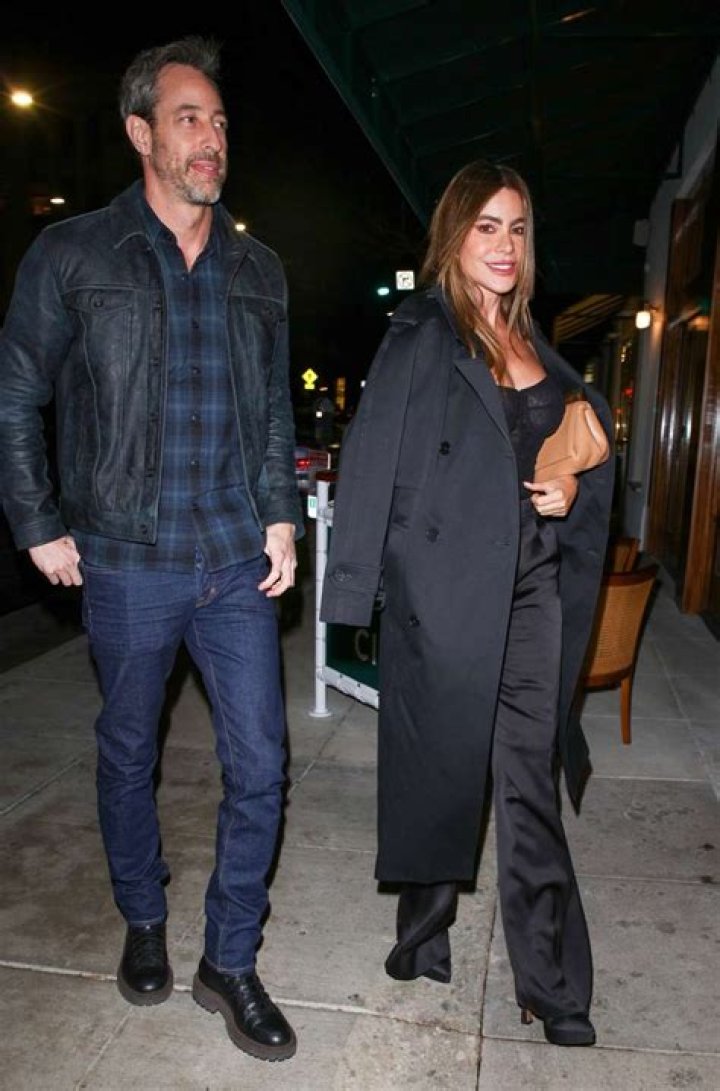 Who is Sofia Vergara dating?
