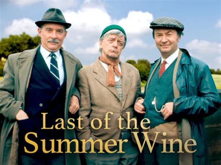 Why did Bill Owen leave Last of the Summer Wine? Are there any cast members of Last of the Summer Wine still alive?