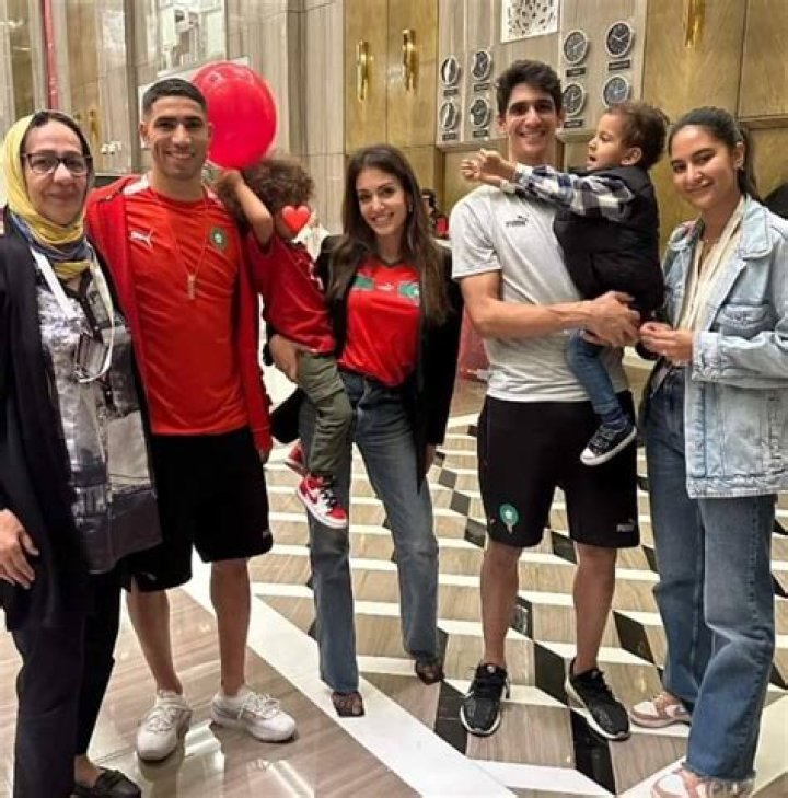 Yassine Bounou family, wife, children, parents, siblings