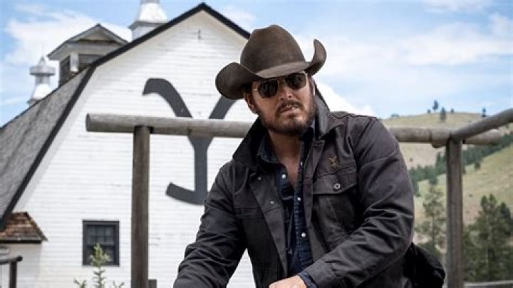 ‘Yellowstone’ star Cole Hauser ditches the Rip Wheeler beard for a trip to Disney World’s Pandora