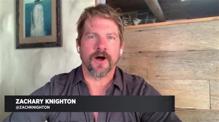 Zachary Knighton Net Worth