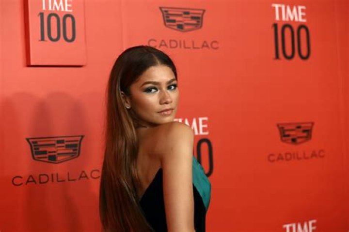Zendaya Suffered A Minor Injury In The Kitchen In A Cooking Accident