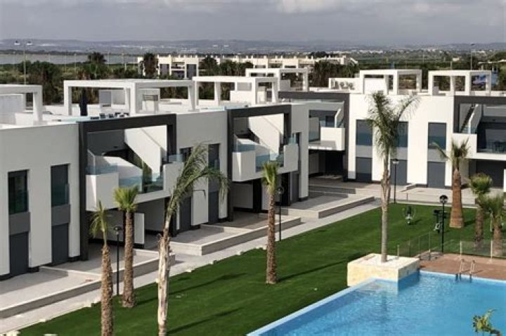 Zenia Azam Obituary, Visitation and Funeral, Palo Alto Networks Director