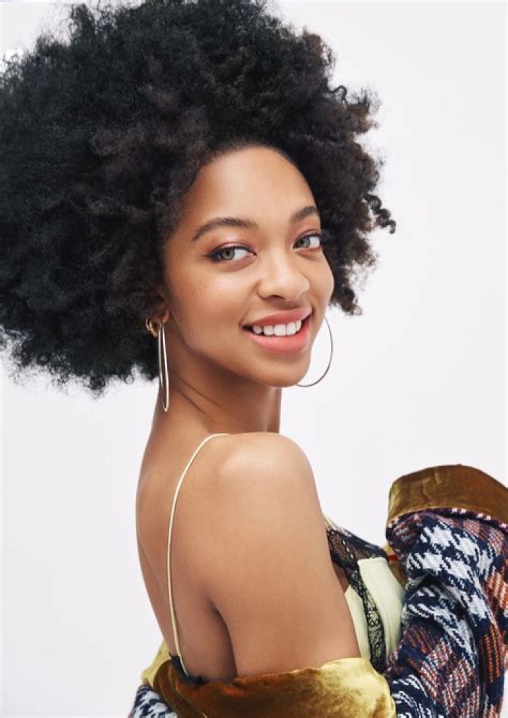 Zolee Griggs Wiki, Age, Height, Boyfriend, Parents, Net Worth & More